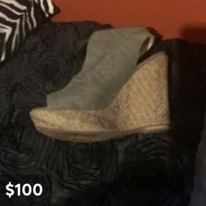 Stuart Weitzman Olive green linen wedges